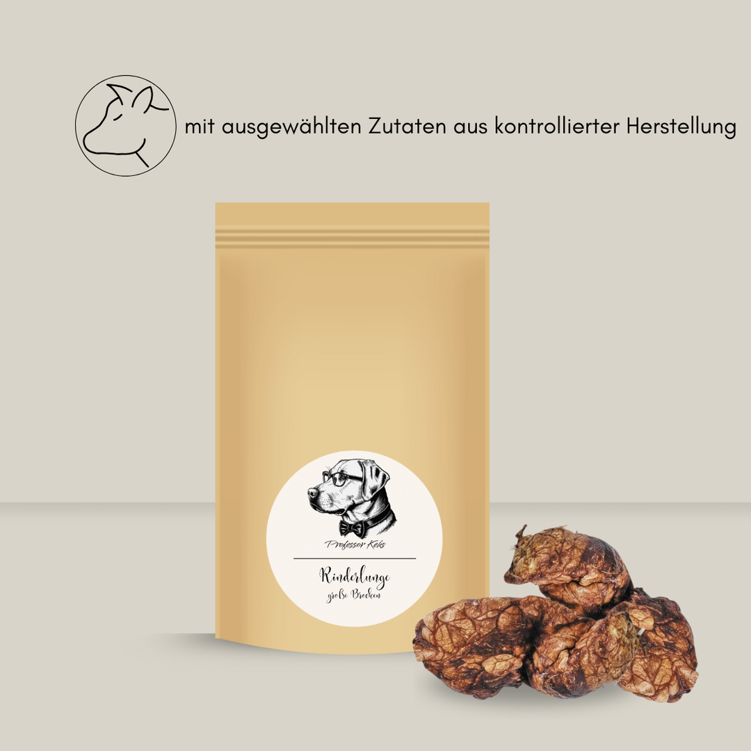 Bodenstandbeutel aus Papier mit getrockneten Rinderlungenstücken und dem Hinweis "mit ausgewählten Zutaten aus kontrollierter Herstellung"